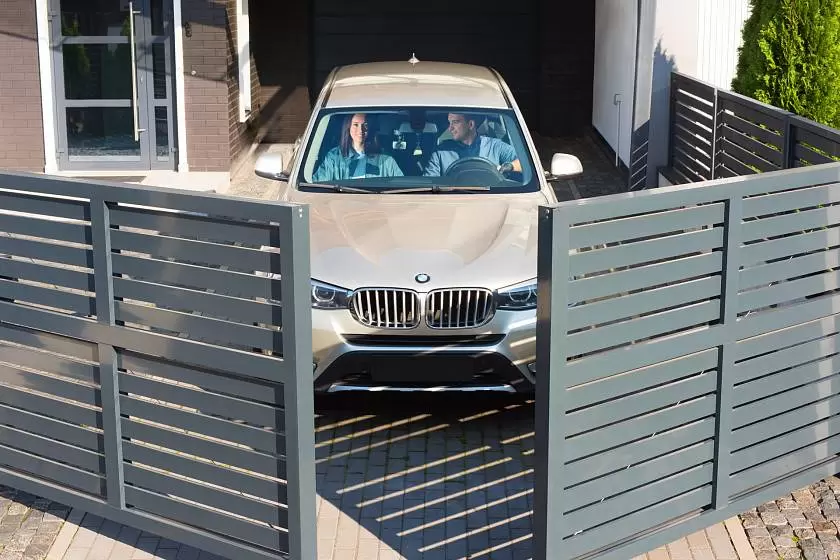 До конца лета монтаж автоматики в подарок при покупке въездных ворот Prestige До конца лета монтаж автоматики в подарок при покупке въездных ворот Prestige